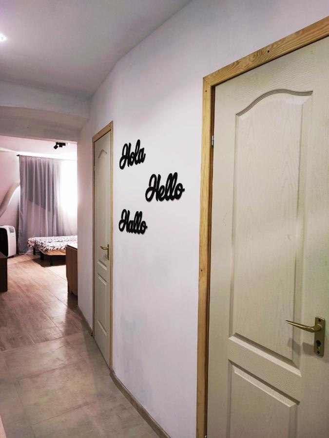 Ferienwohnung White Rose Studio Basement Budapest Exterior foto